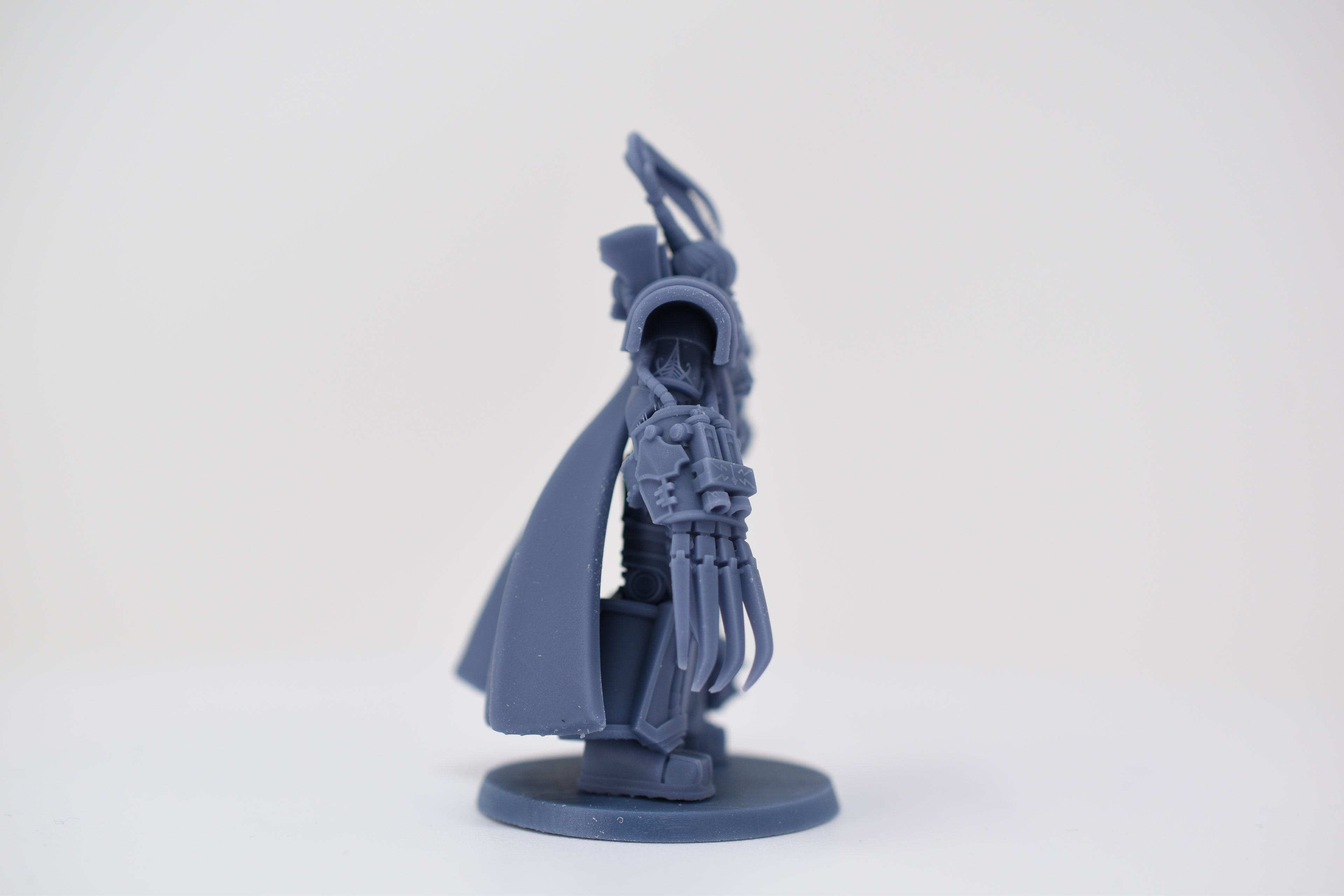Matriarch Lady Horus v1 (no wolf). 3D printed mini.